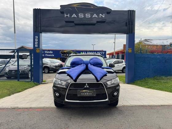 MITSUBISHI OUTLANDER 3.0 4X4 V6 24V GASOLINA 4P AUTOMÁTICO